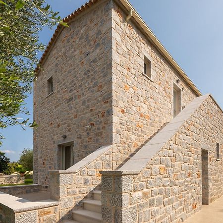 Efmar Exclusive Residences Gytheio Exterior foto