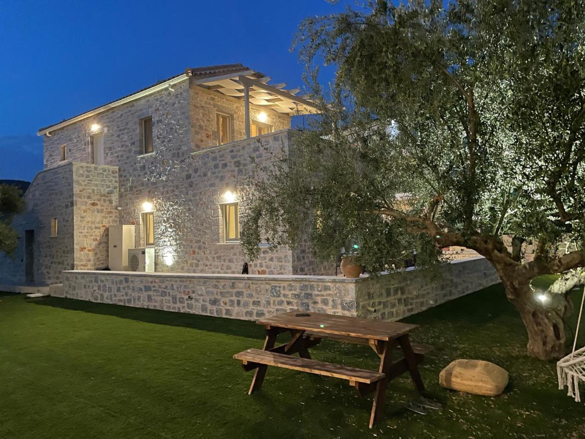 Efmar Exclusive Residences Gytheio Exterior foto