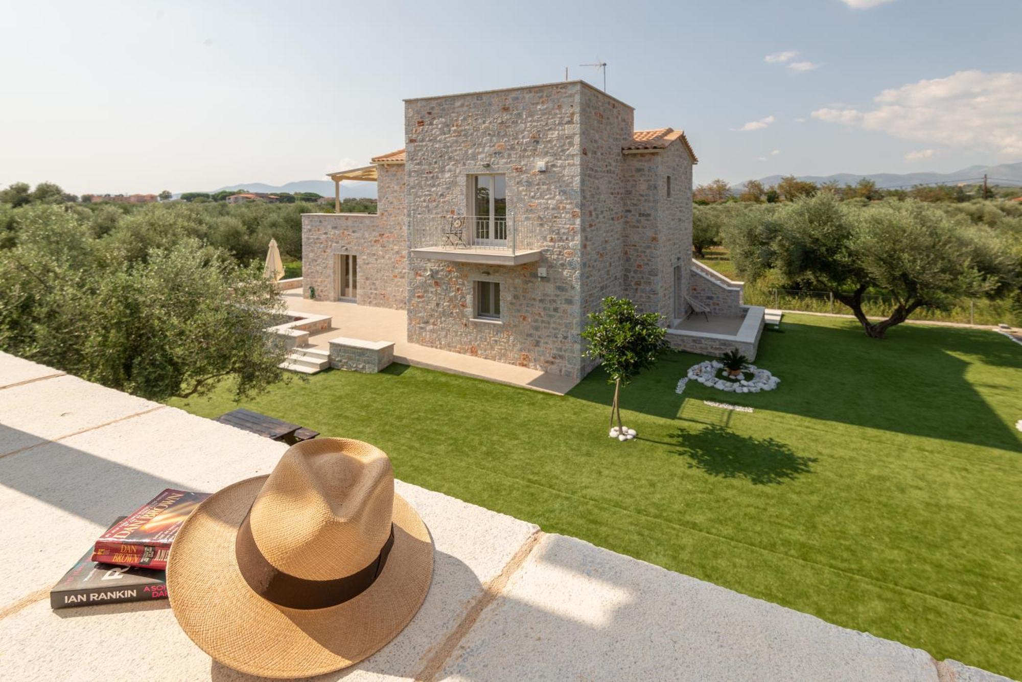 Efmar Exclusive Residences Gytheio Exterior foto