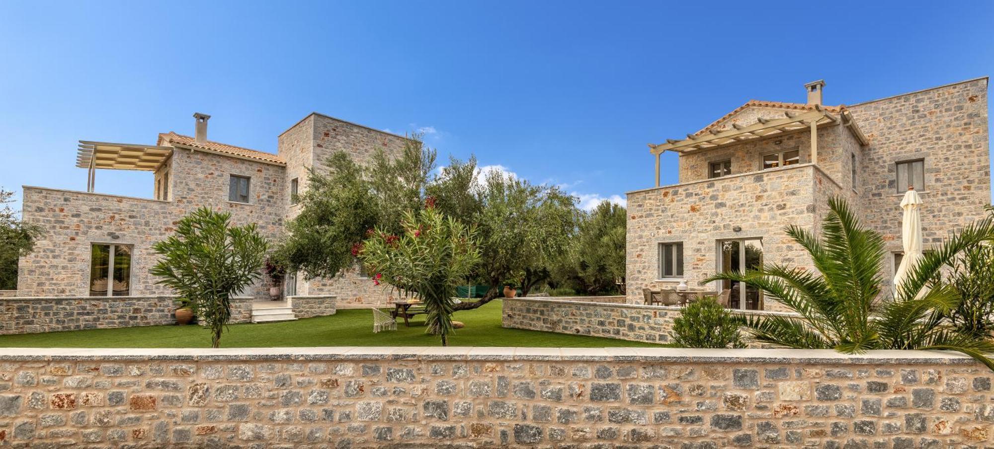 Efmar Exclusive Residences Gytheio Exterior foto